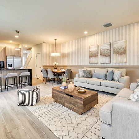 Modern Home With Private Pool Near Disney ออร์ลันโด ภายนอก รูปภาพ